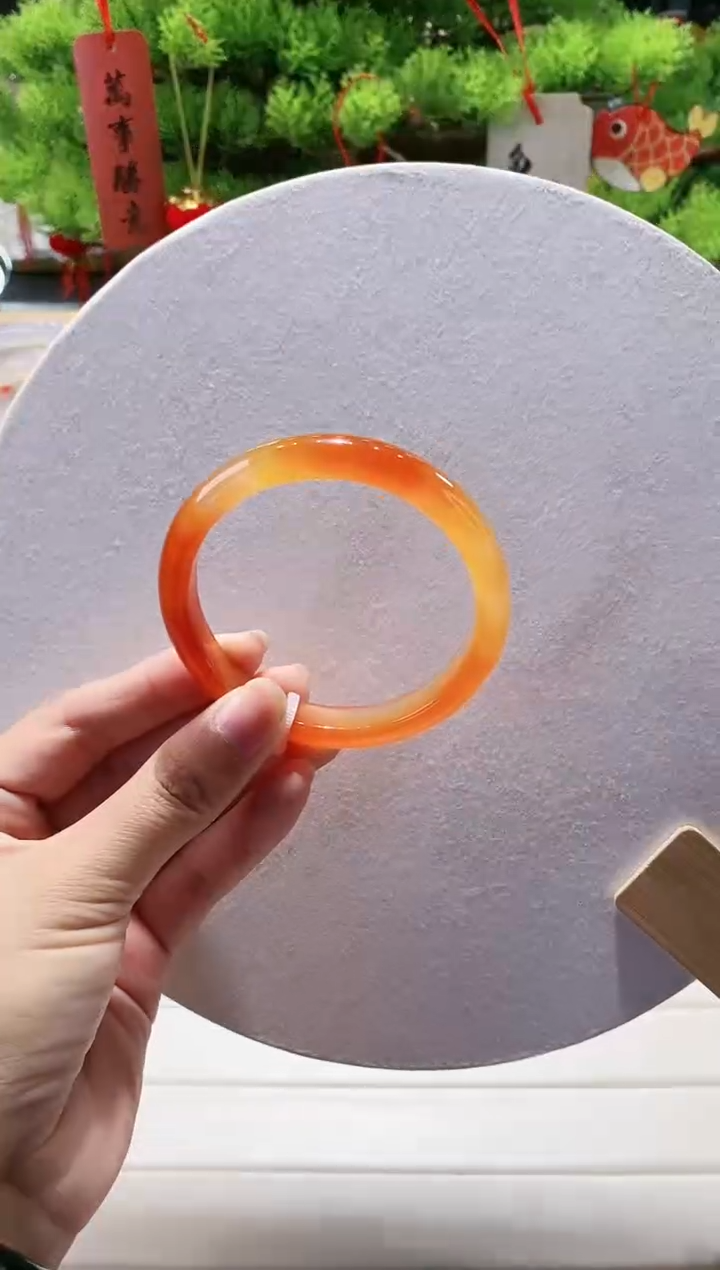 【闪购商品】玛瑙/玉髓手镯未镶嵌56-56.9