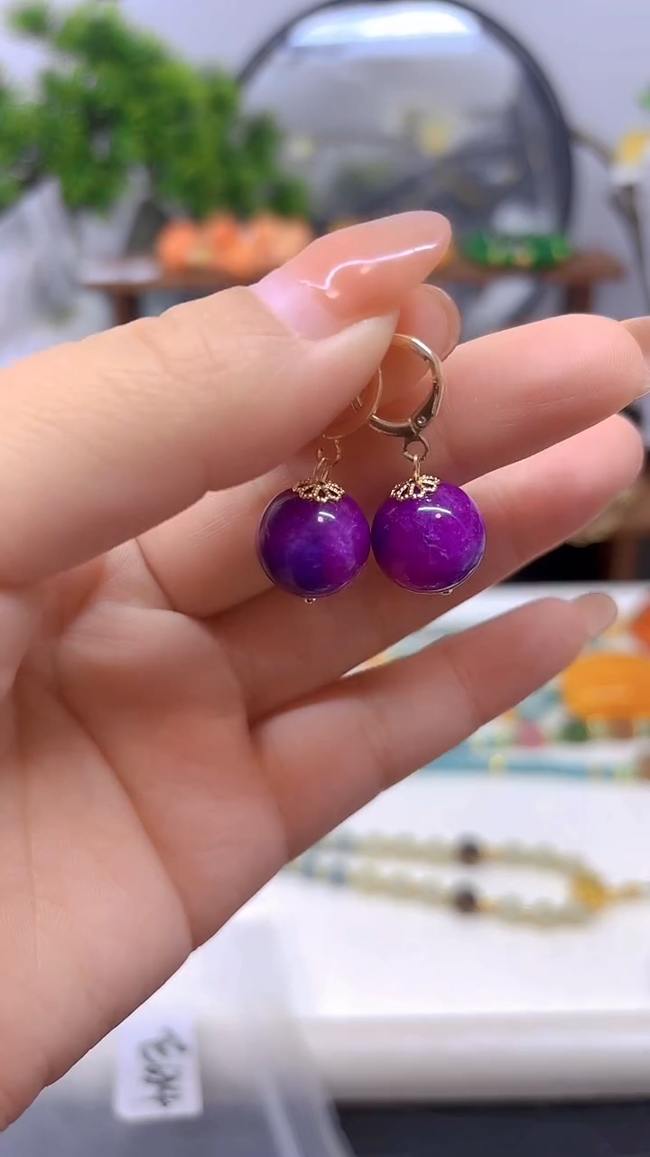 14K金镶嵌苏纪石（舒俱来）耳饰E634