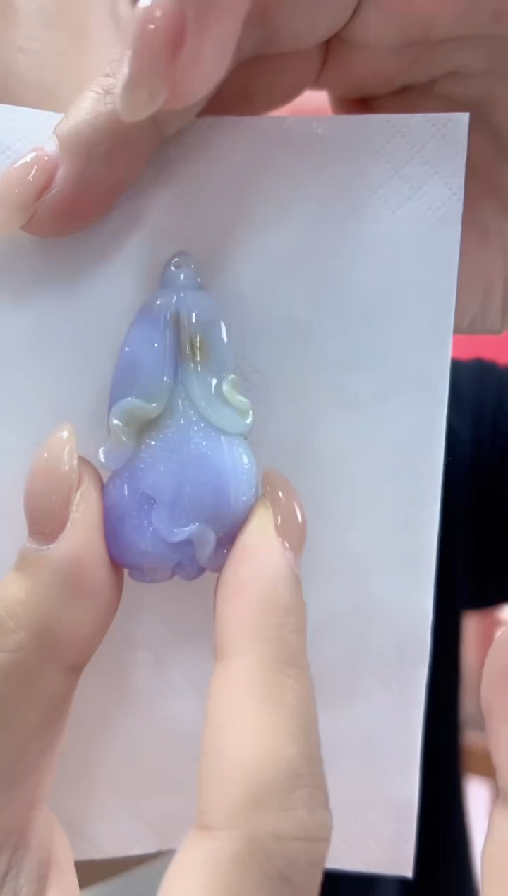 颈饰未镶嵌翡翠孤品白菜