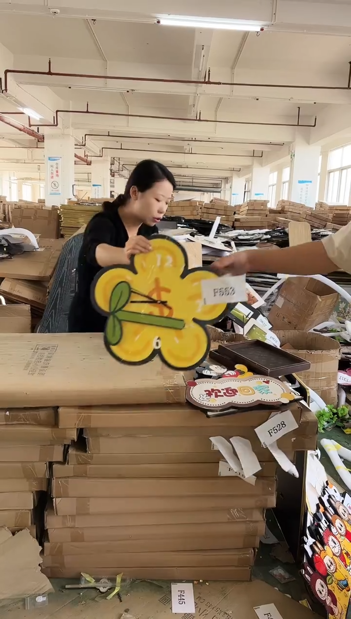 横款孤品果果微瑕闪购F553