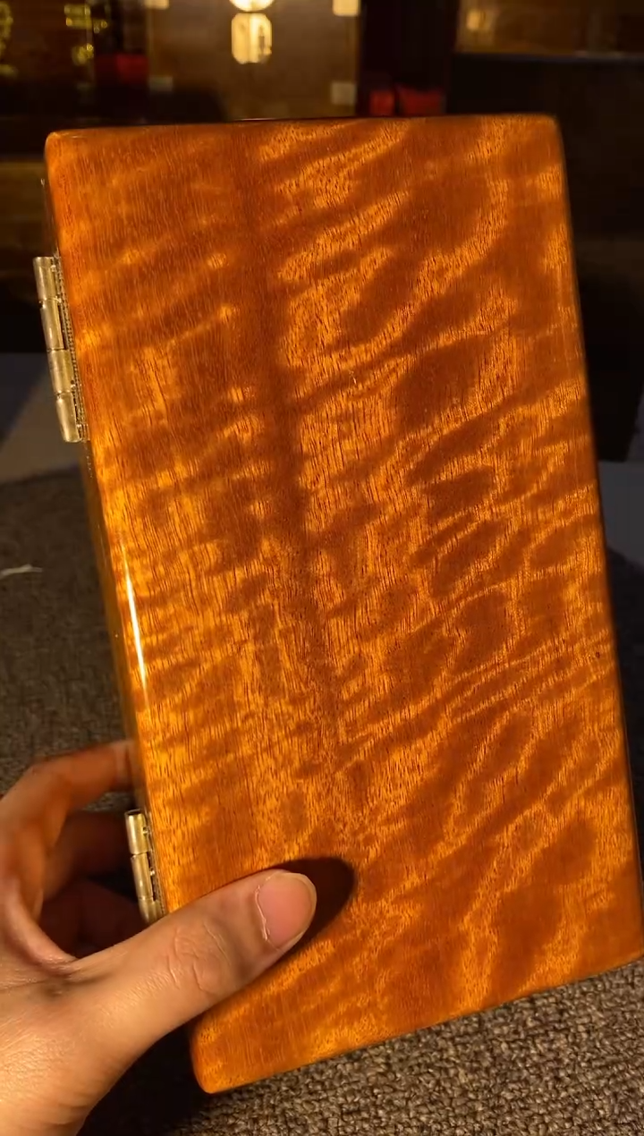 【闪购商品】金丝楠木艺金丝楠首饰盒F1