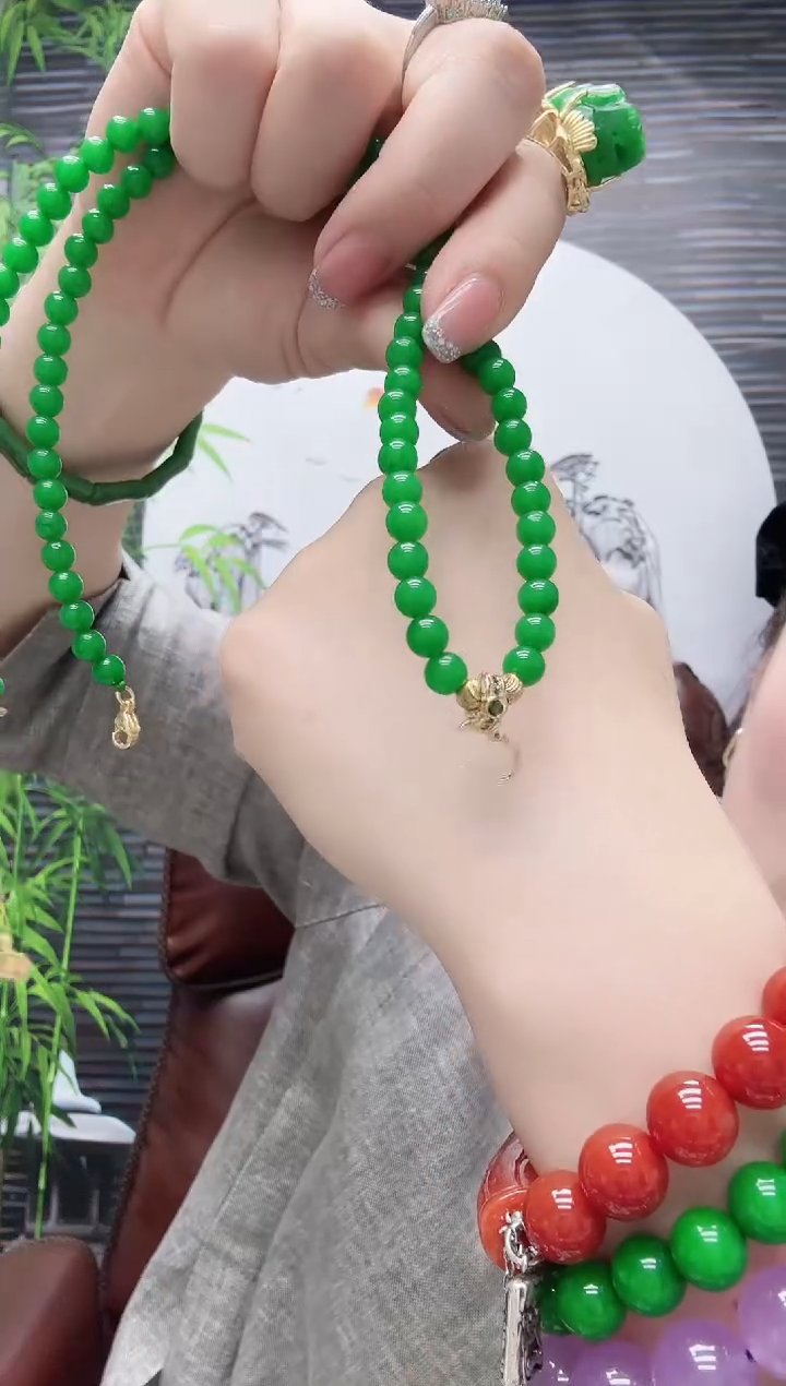 翡翠14K金镶嵌吊坠(赠链)卡6万能链+万能扣