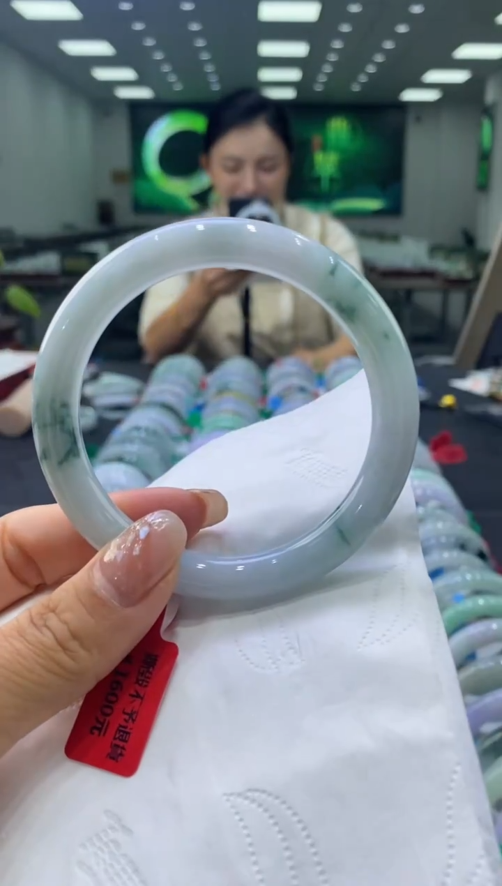 未镶嵌手镯翡翠00002551