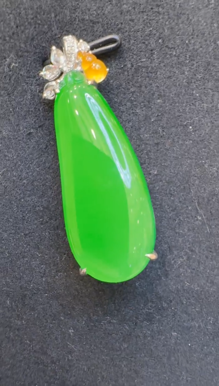 吊坠(不含链)18K金镶嵌翡翠多样性团购发一件