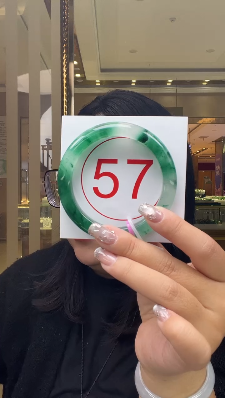 未镶嵌手镯石英质玉18