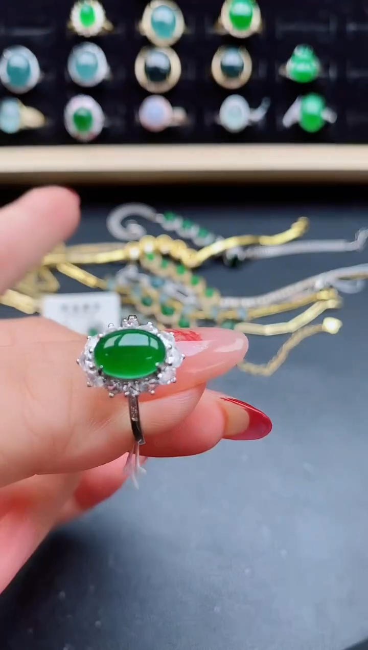 【闪购商品】翡翠戒指银S925镶嵌085050