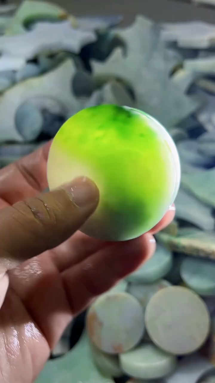 【闪购商品】翡翠挂件未镶嵌A货康壹269