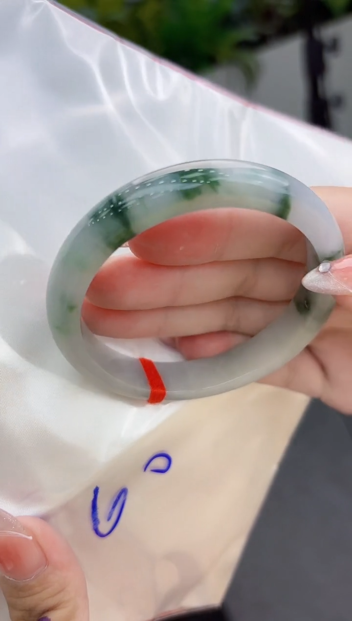 【闪购商品】翡翠手镯未镶嵌翡翠手镯