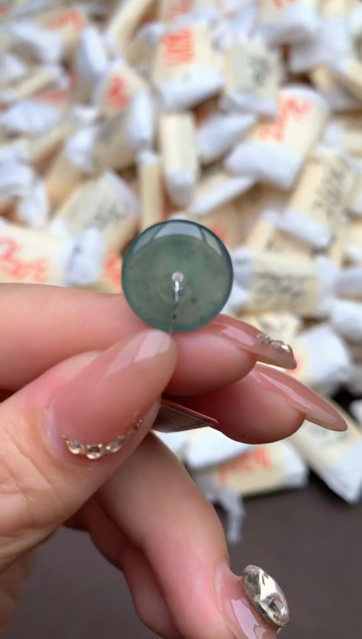 【闪购商品】翡翠挂件未镶嵌—