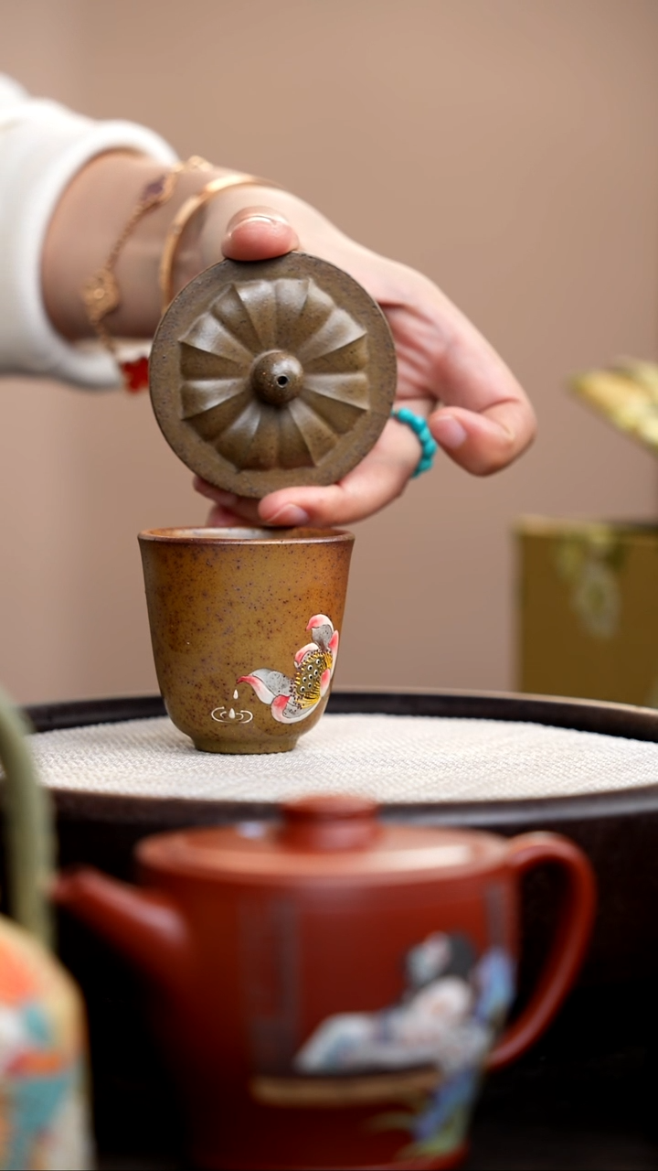 茶壶紫砂礼盒壶一把/010