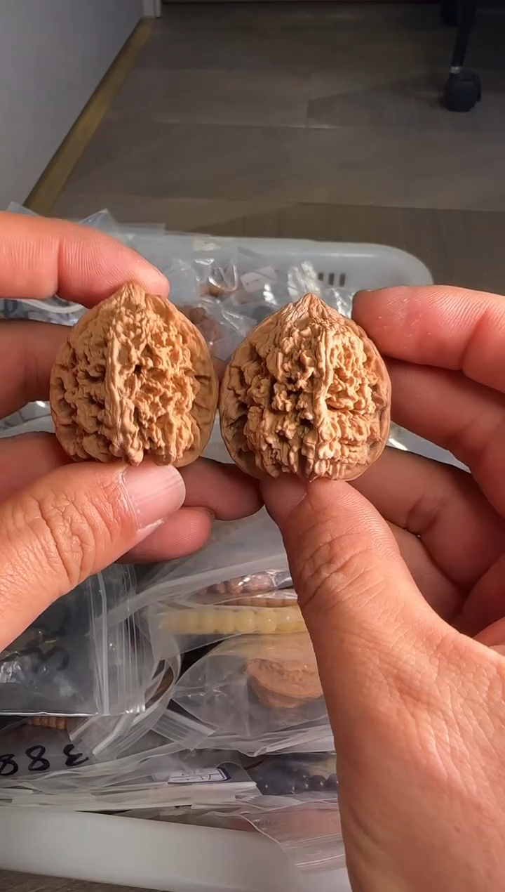 把件文玩核桃满天星35.8尺寸