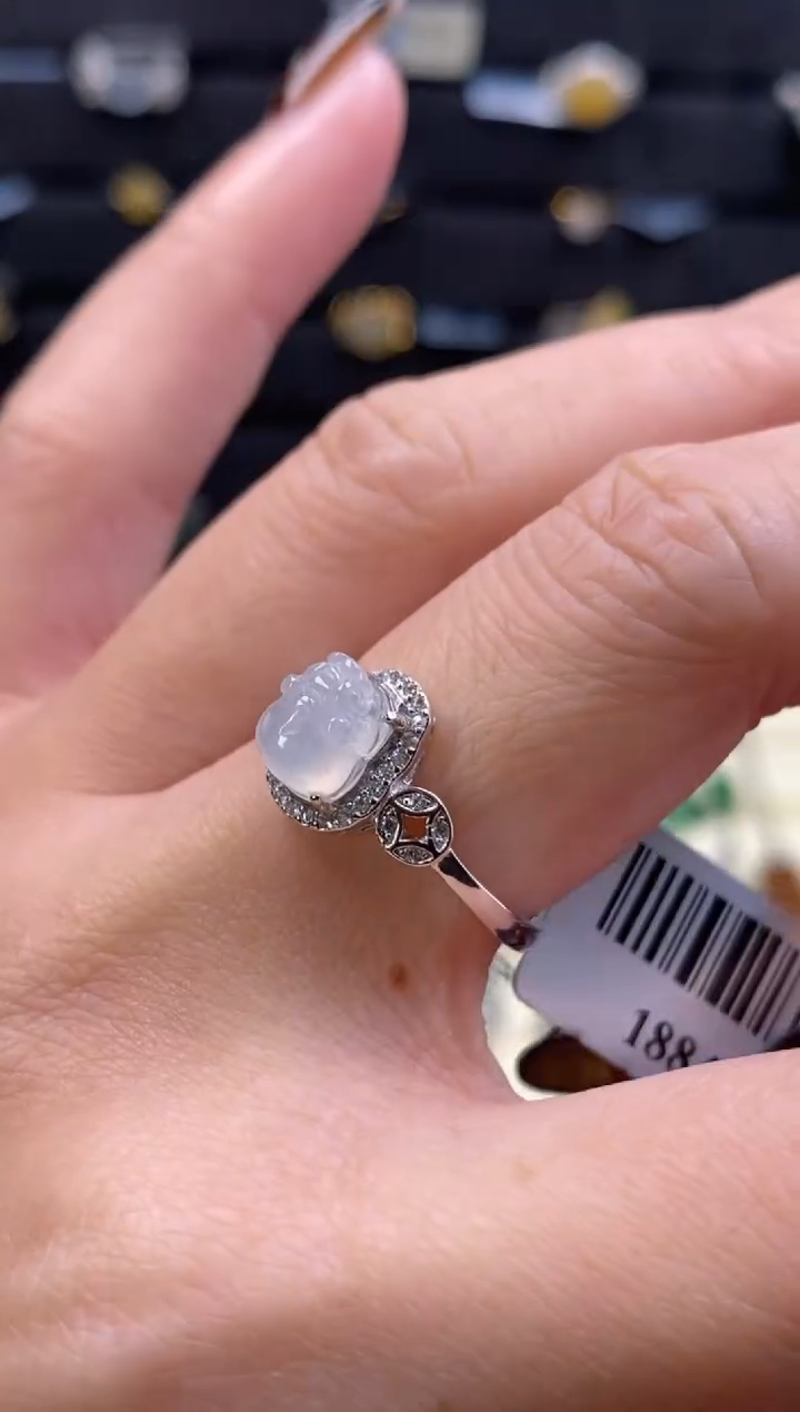 颈饰银S925镶嵌翡翠18849