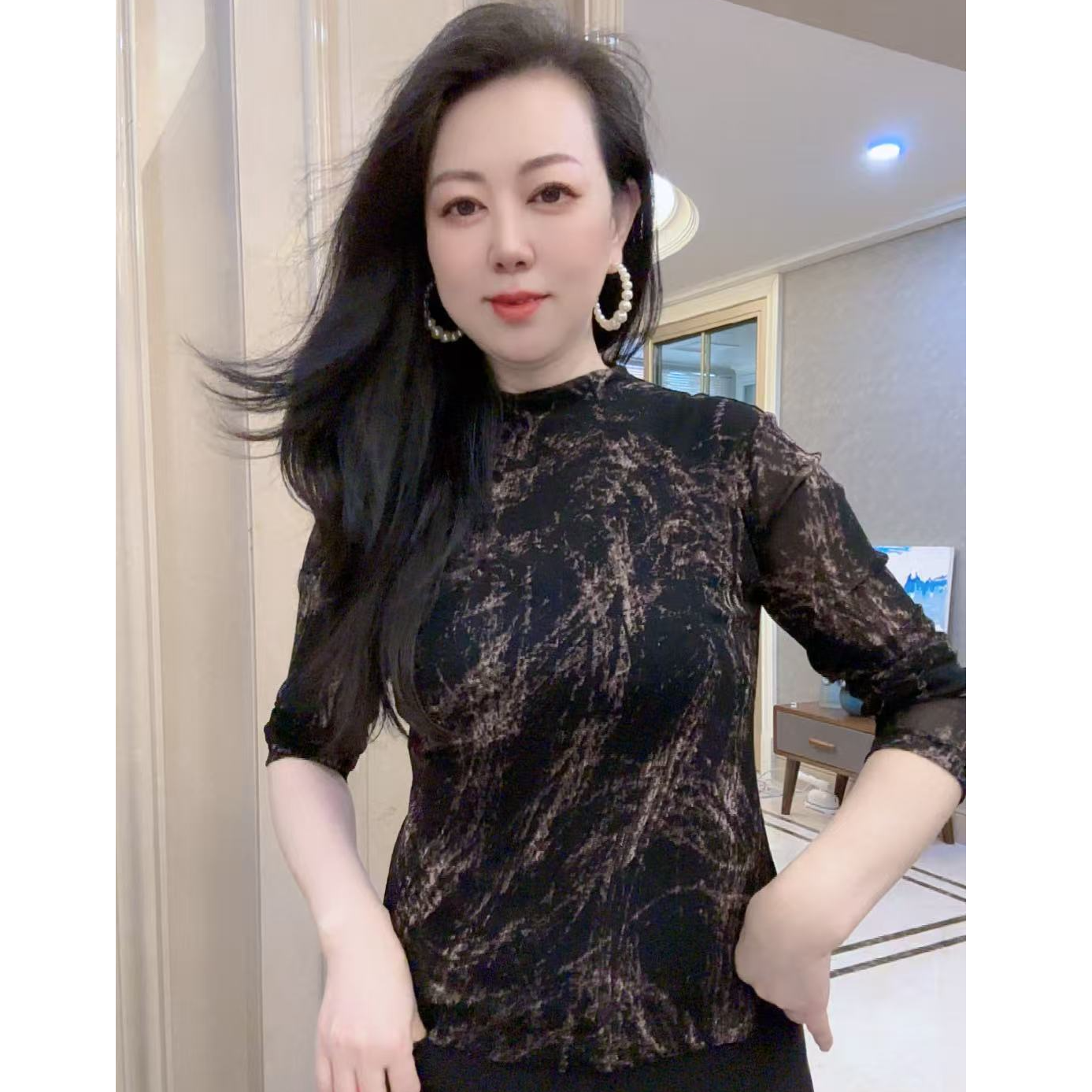 【杨米专属】印花极简风长袖T恤女年轻气质时尚打底衫柔软舒适内搭