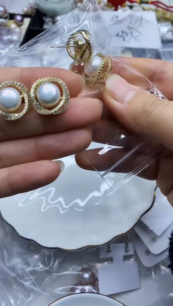 未镶嵌耳饰淡水珍珠多样性发其一