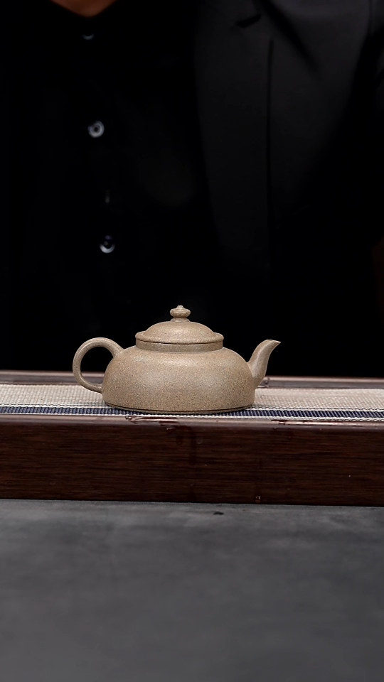 【闪购商品】紫砂茶壶青降坡全手香岩居士（瑕疵）