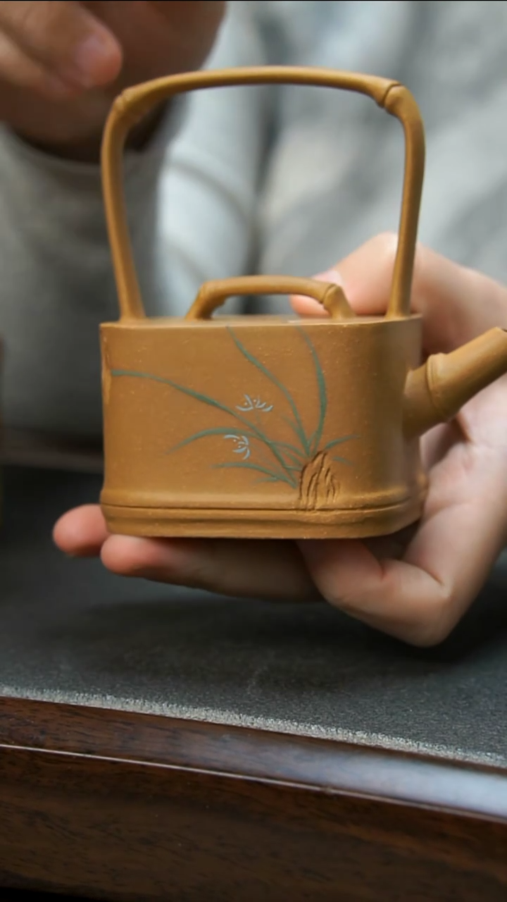 【闪购商品】紫砂茶壶泥绘提梁壶