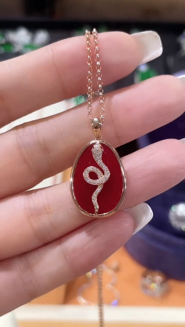 【闪购商品】钻石颈饰18K金镶嵌项链