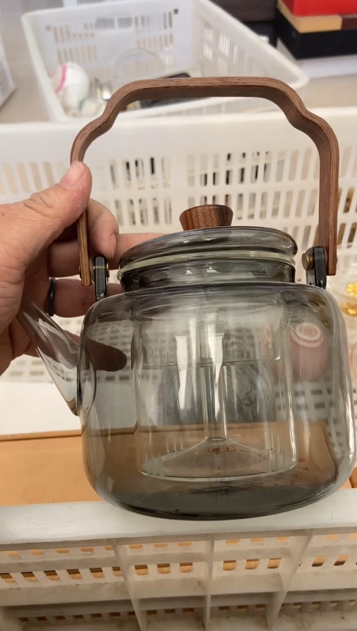 无运费险有瑕疵的摄影的产品有使用过的痕迹有点脏介意勿拍