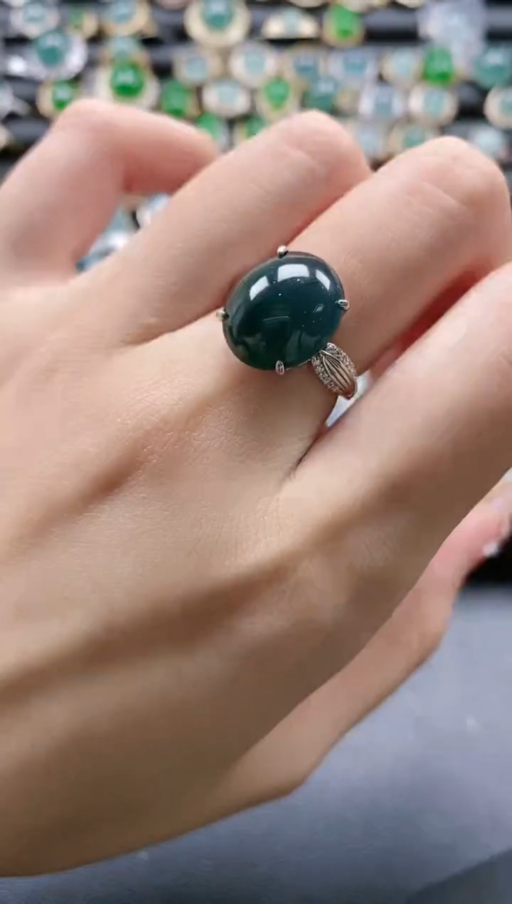 【闪购商品】翡翠戒指银S925镶嵌51511