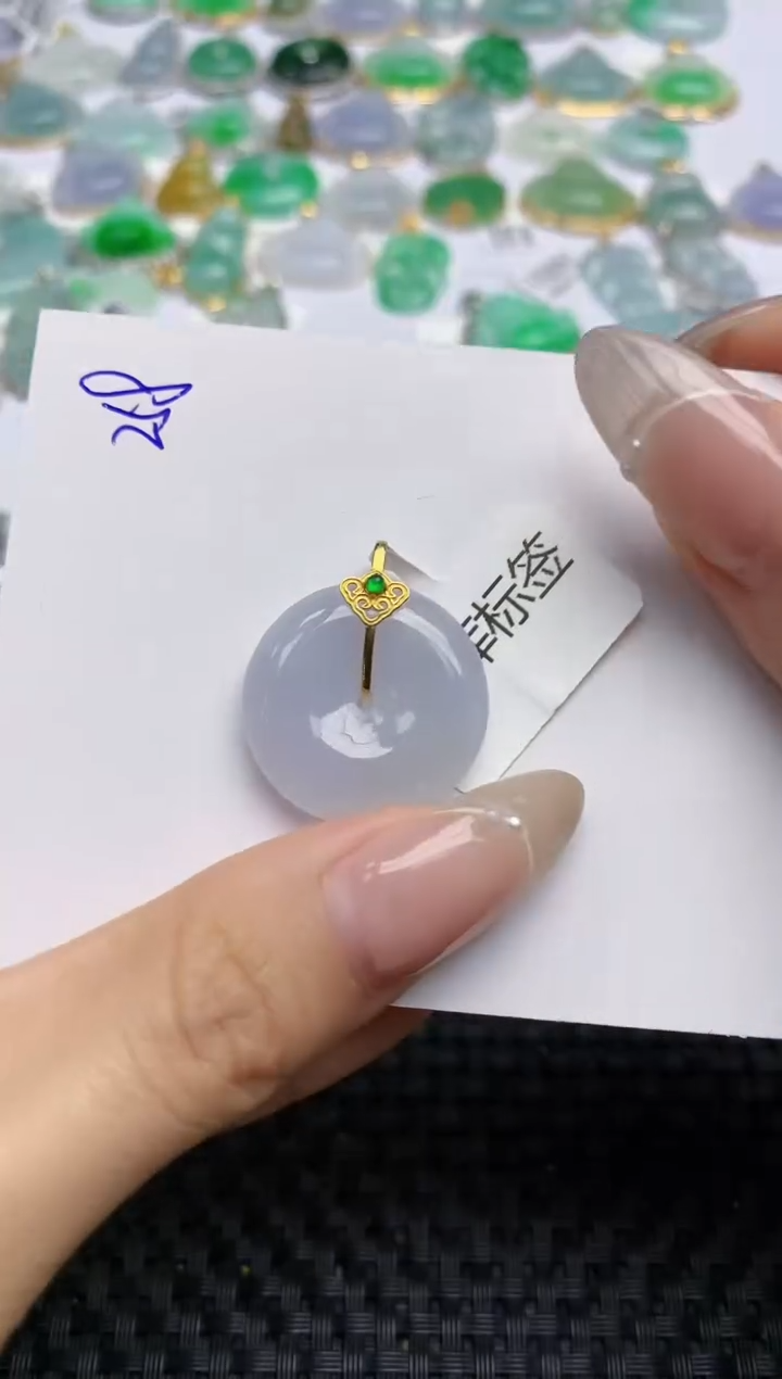 【闪购商品】翡翠颈饰18K金镶嵌天然翡翠A货