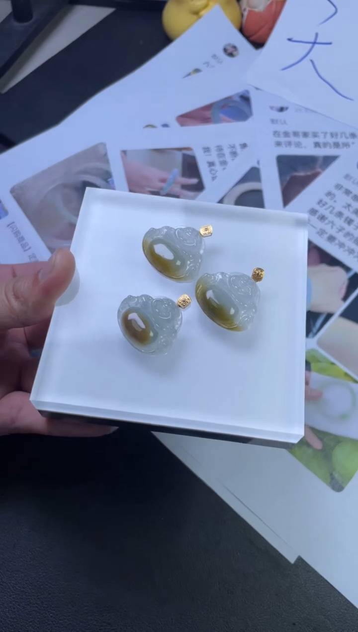 【闪购商品】翡翠挂件18K金镶嵌多样性发一件H8