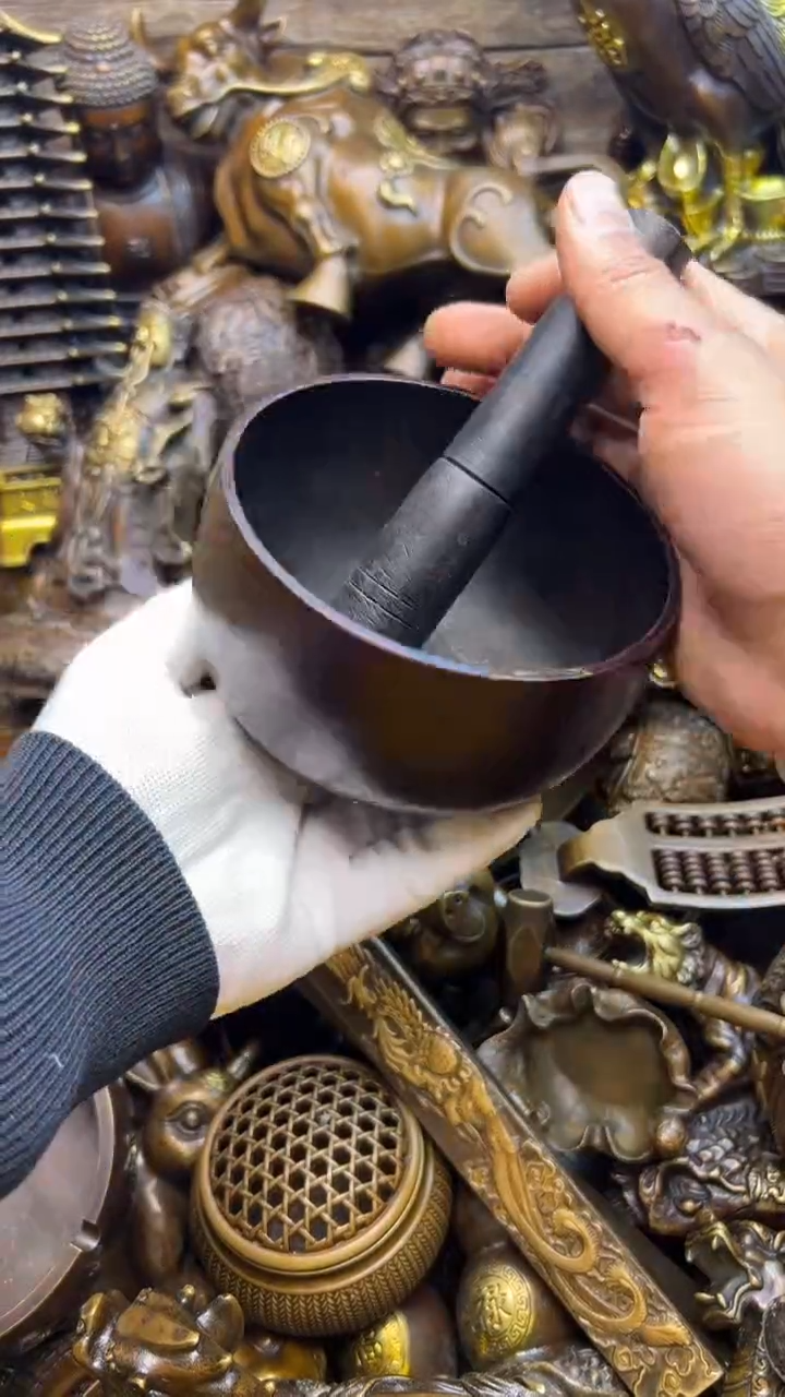 精美铜器，点击下单