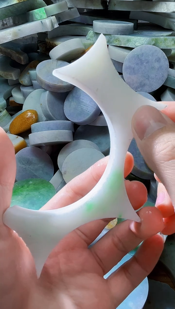 裸石翡翠天然翡翠A货石 南 052