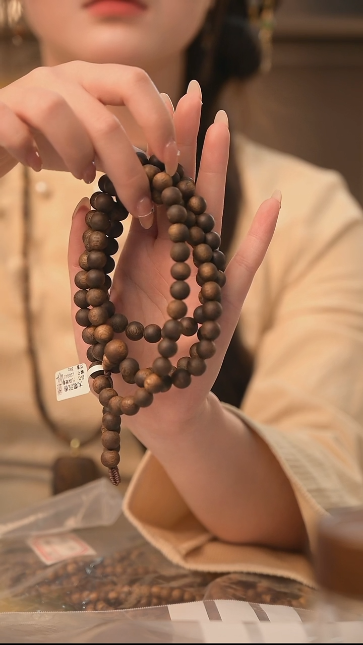 沉香手串沉香【沾染佛香】G级9mm收藏沉香树心油手串多圈多样性发一