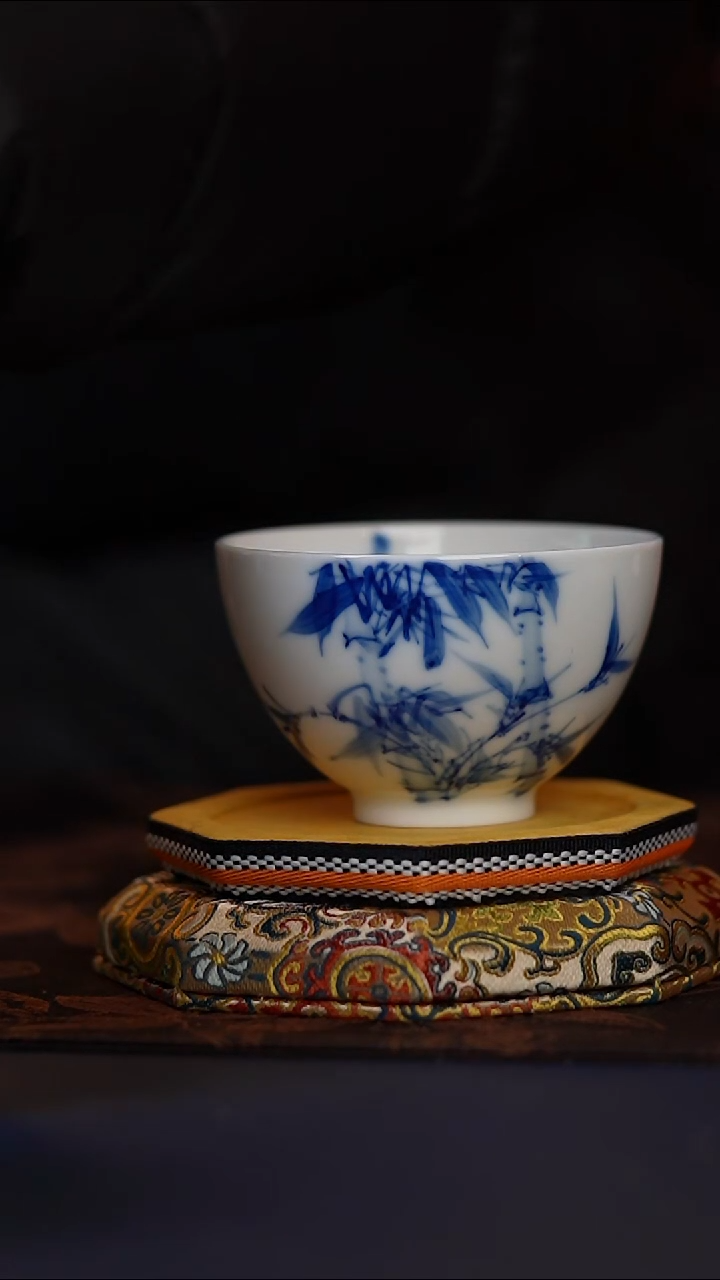 【闪购商品】御瓷有你竹子鸡心杯