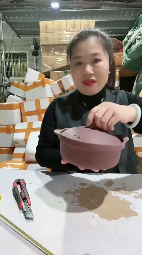 陶瑕疵不圆色差 紫砂碗带盖