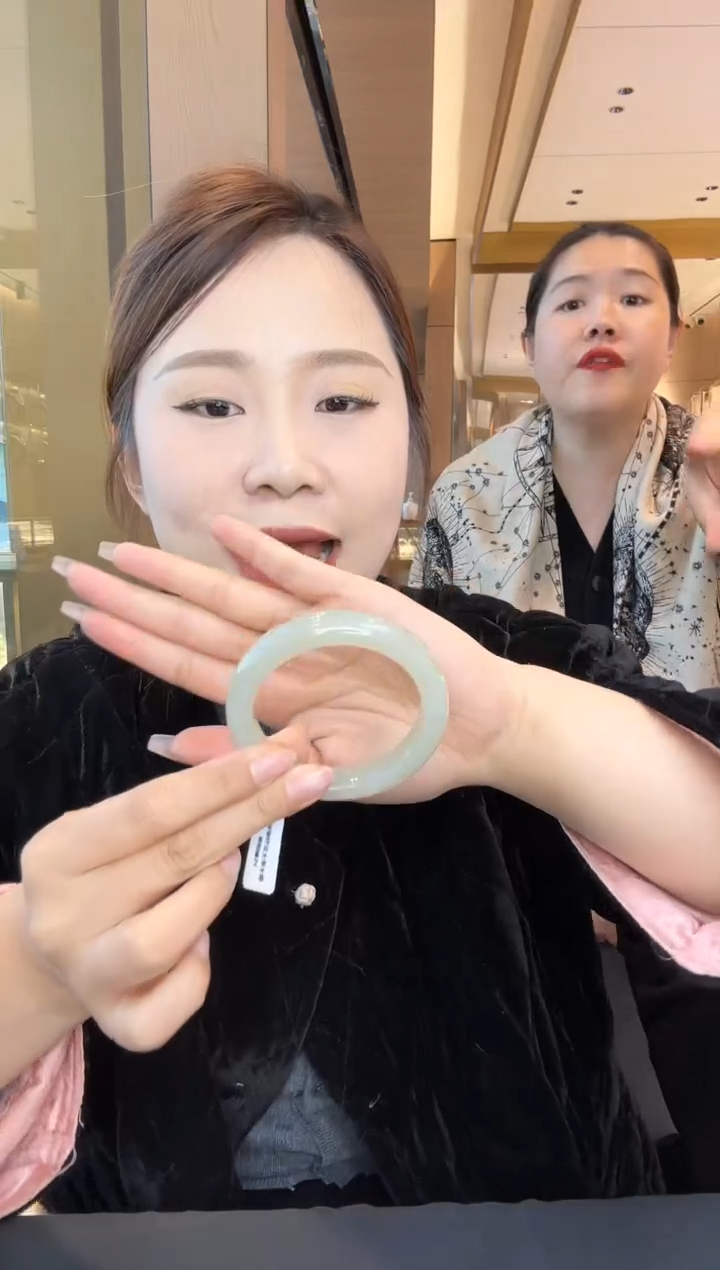 【闪购商品】和田玉手镯未镶嵌晚晴54