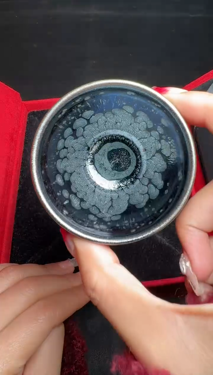 【闪购商品】茶盏阙梅娇黑牡丹111