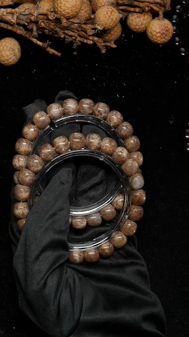 手串星月菩提S06-F  10*9焦糖冰