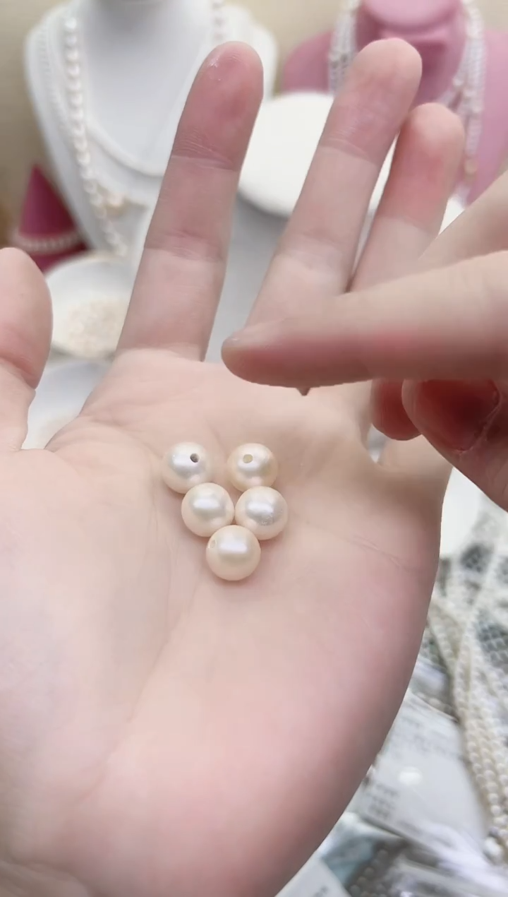 吊坠(不含链)未镶嵌淡水珍珠金色正圆路路通10-11mm 1颗