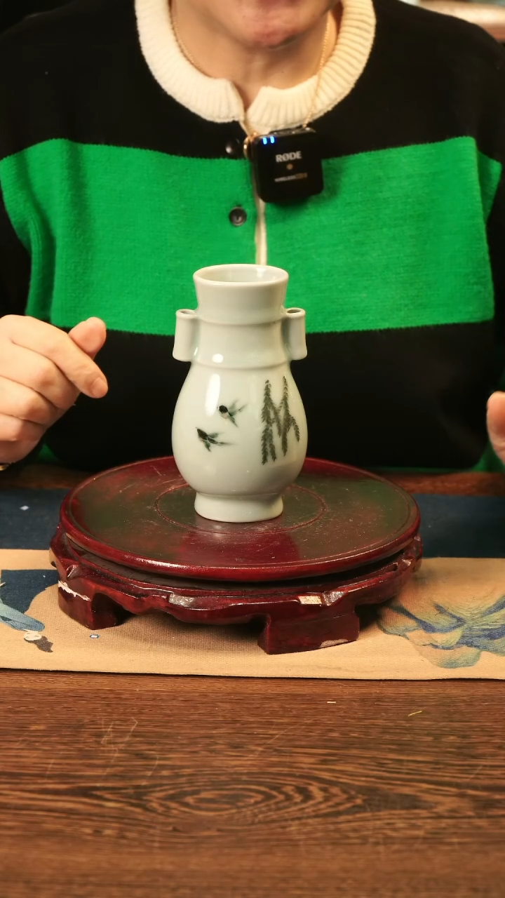 【闪购商品】釉中彩 小双耳瓶（燕子 柳树