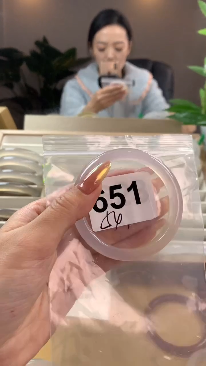 【闪购商品】玛瑙/玉髓手镯未镶嵌651
