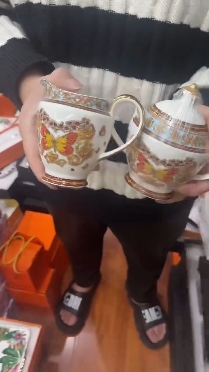 杯鸿辉家品牌瓷器，京东包邮！