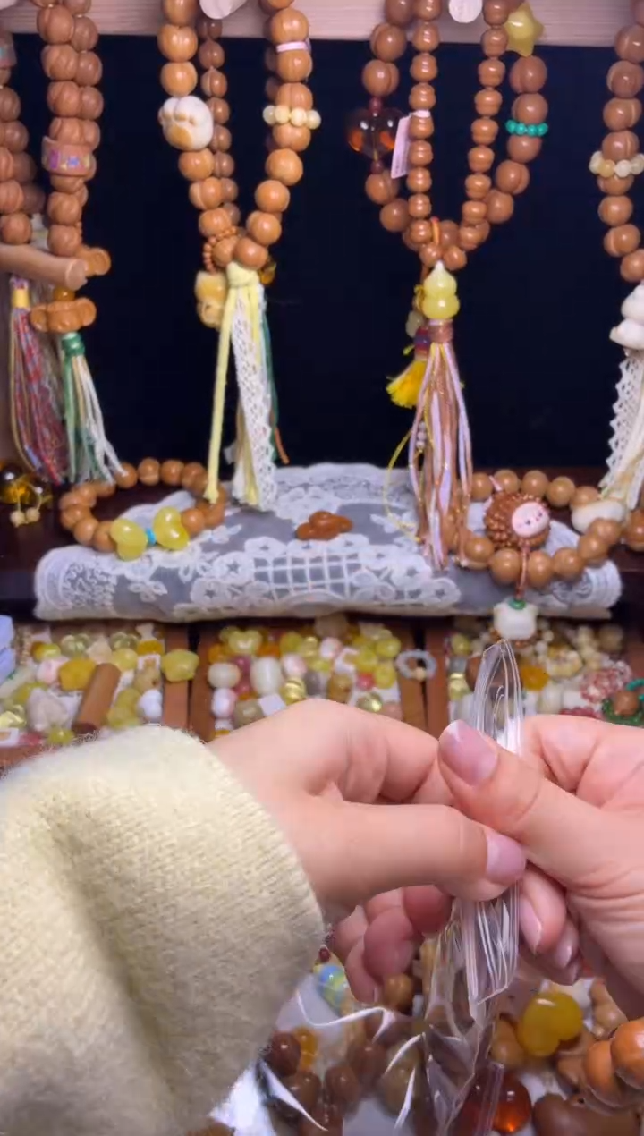 吊坠猴头核桃嗨****锅换串差价：119