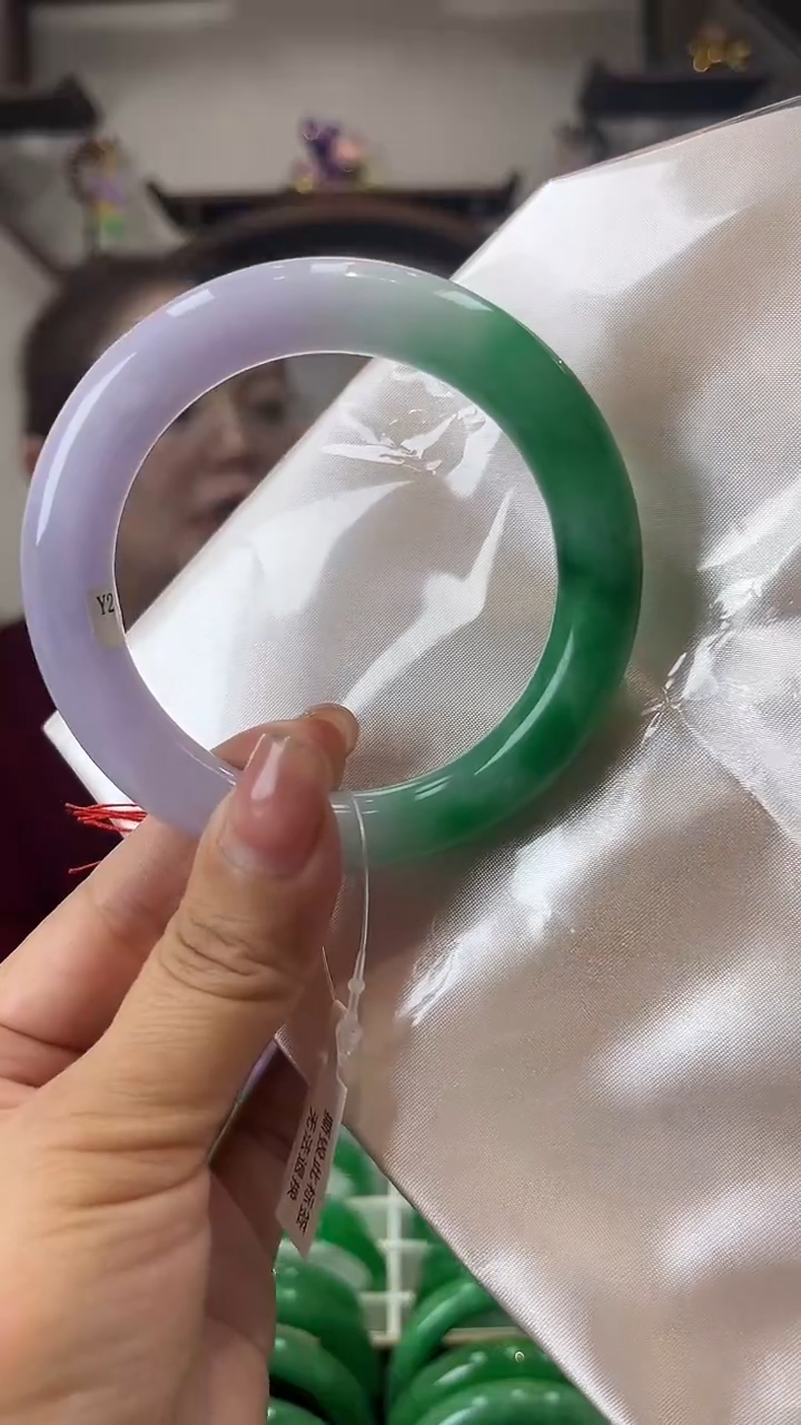 【闪购商品】砖雕a48 圈口  独货手镯