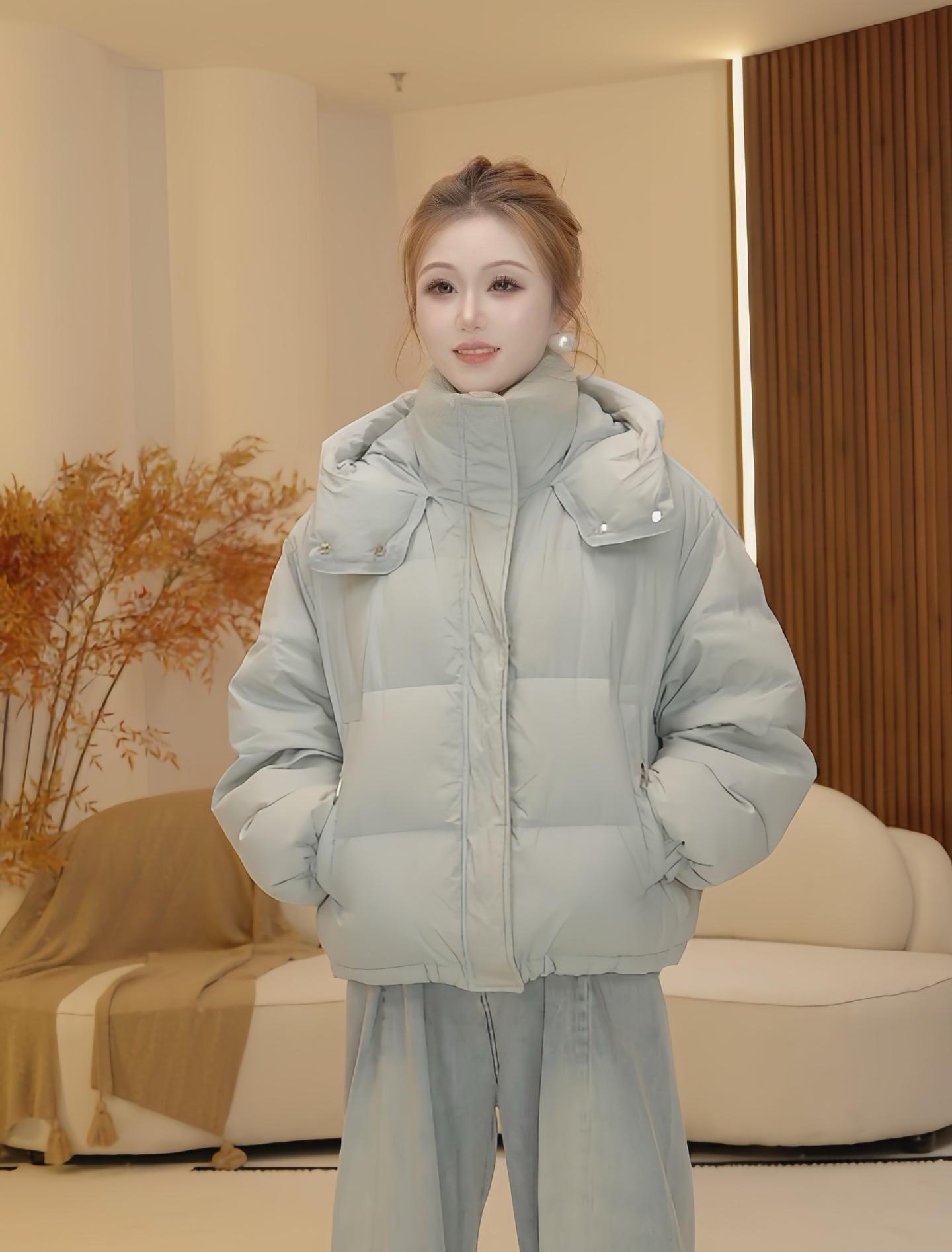H59冬季羽绒服女款常规款连帽纯色网红短款时尚休闲百搭宽松加厚