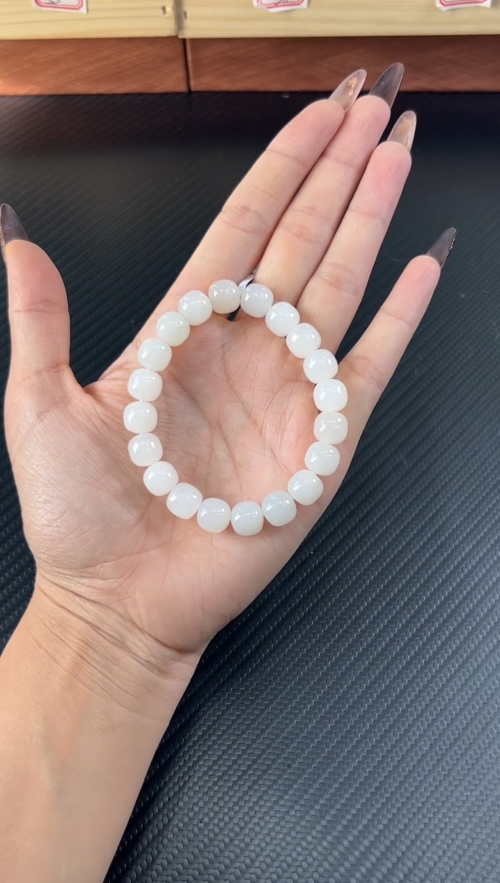 未镶嵌手串和田玉和田黑山微色差卡9*10s