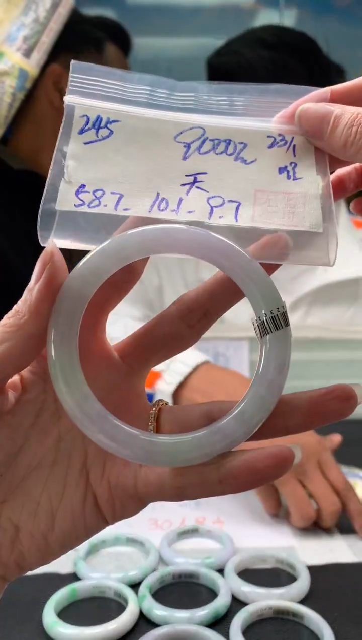 【闪购商品】翡翠手镯未镶嵌翡翠手镯 下单联系小耳机#245