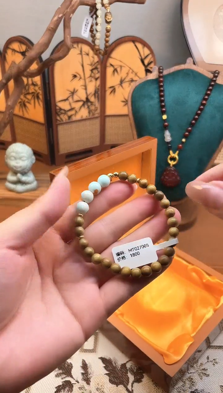 柒月手串撤柜链接（多样性发其一）￥