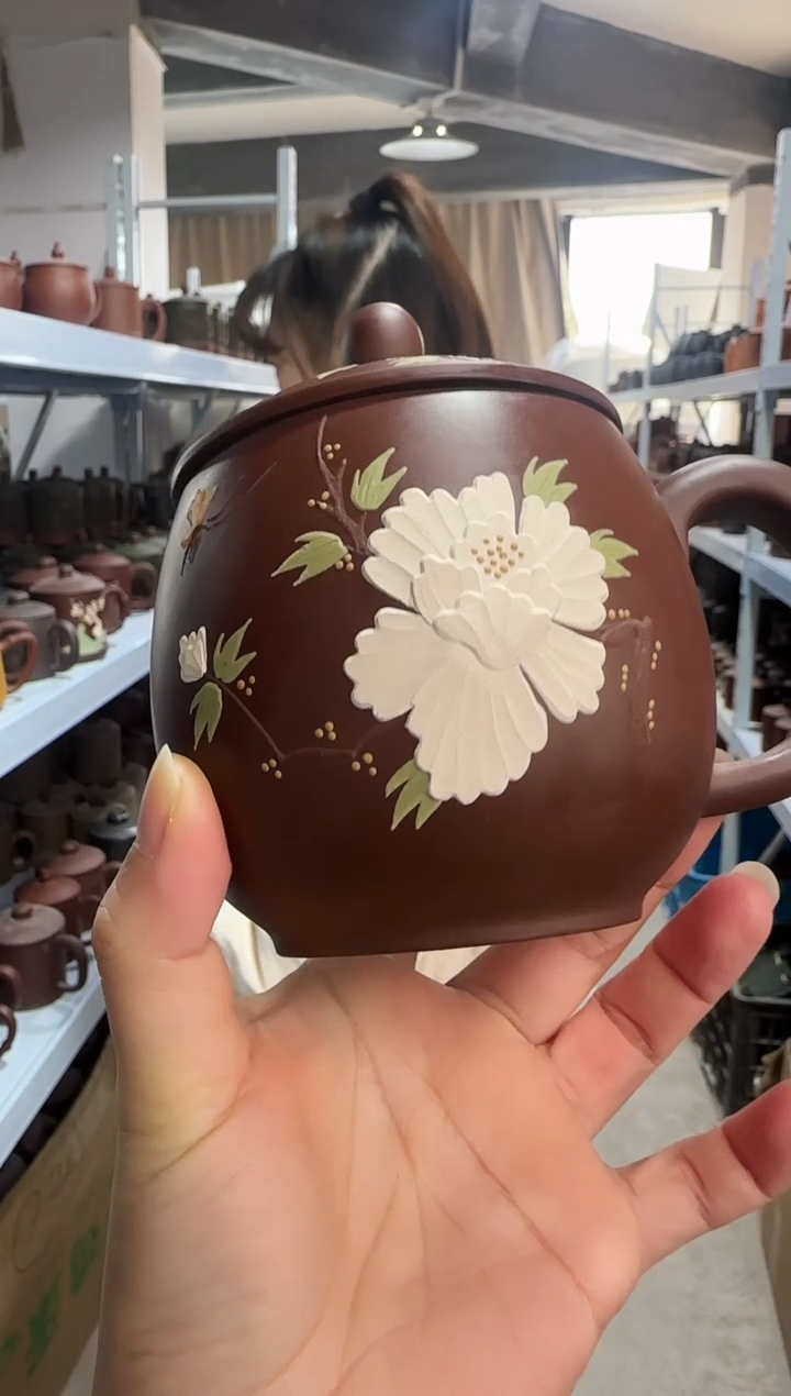 【闪购商品】紫砂盖杯紫砂盖杯紫泥龙蛋堆绘牡丹