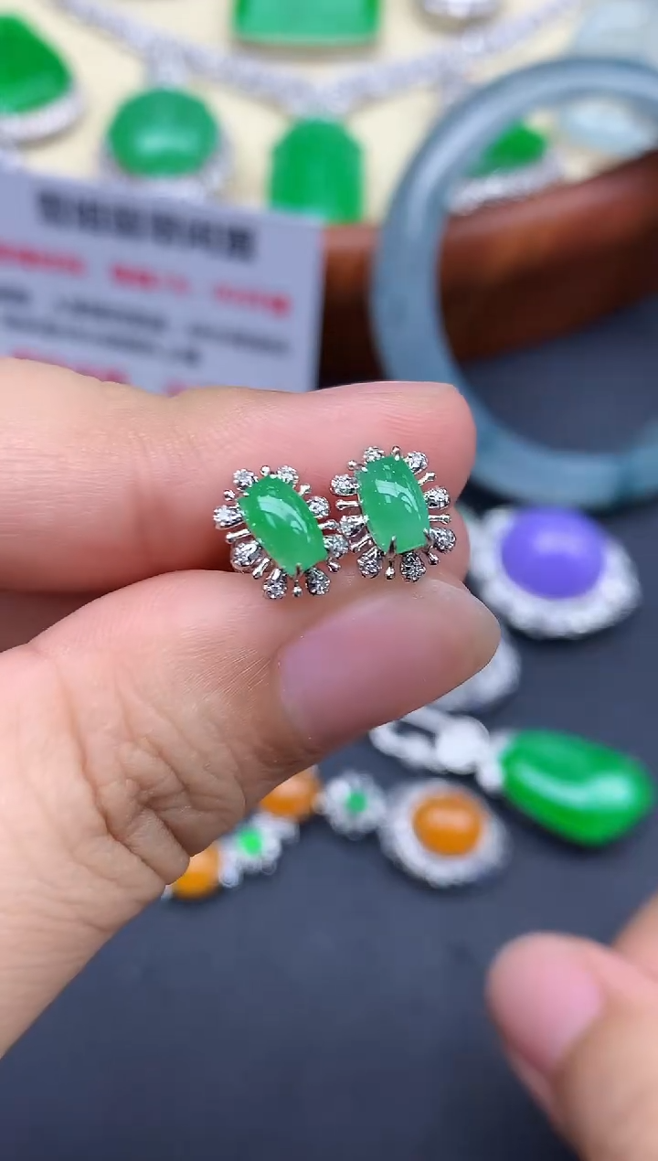 18K金镶嵌翡翠耳饰351-中国好珍宝