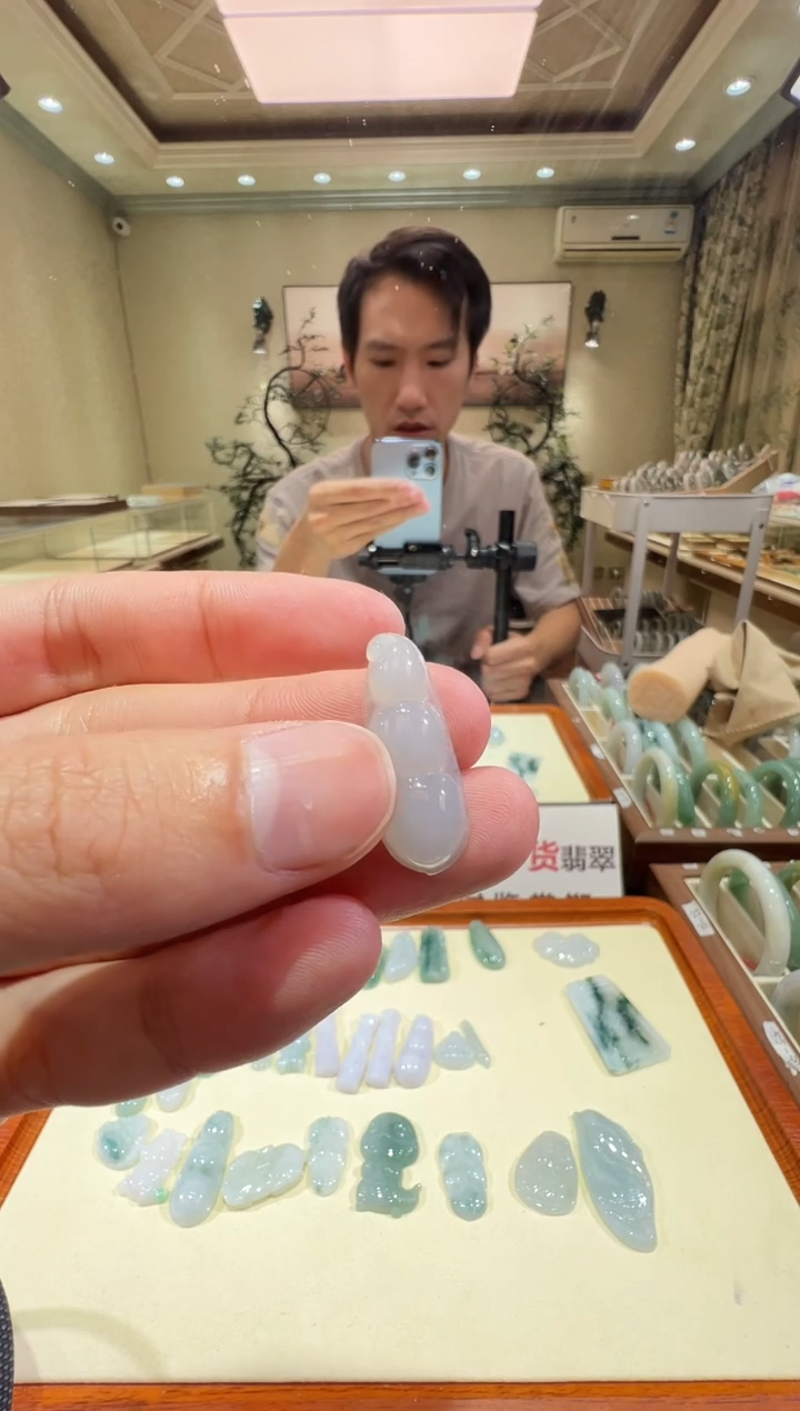 未镶嵌定制翡翠-纯天然缅甸A货翡翠福豆吊坠-
