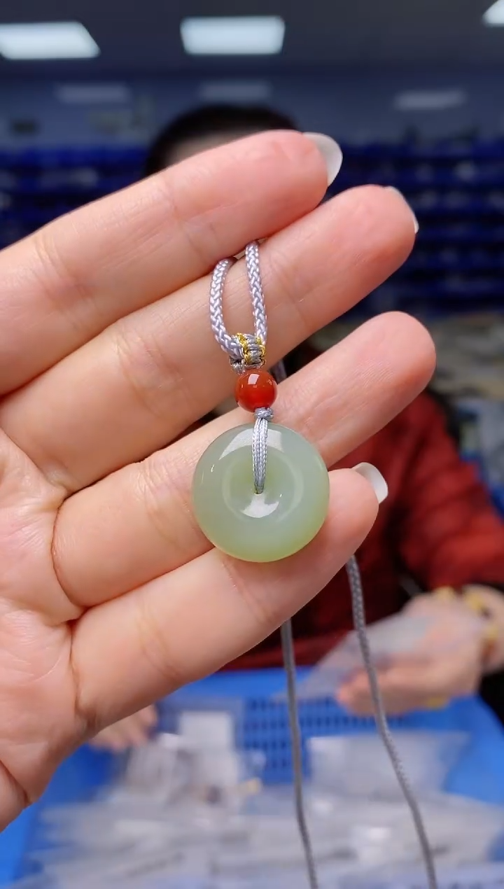 【闪购商品】和田玉颈饰未镶嵌  Q01681