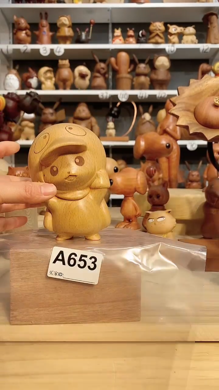 【闪购商品】木木雕摆件可爱卡通