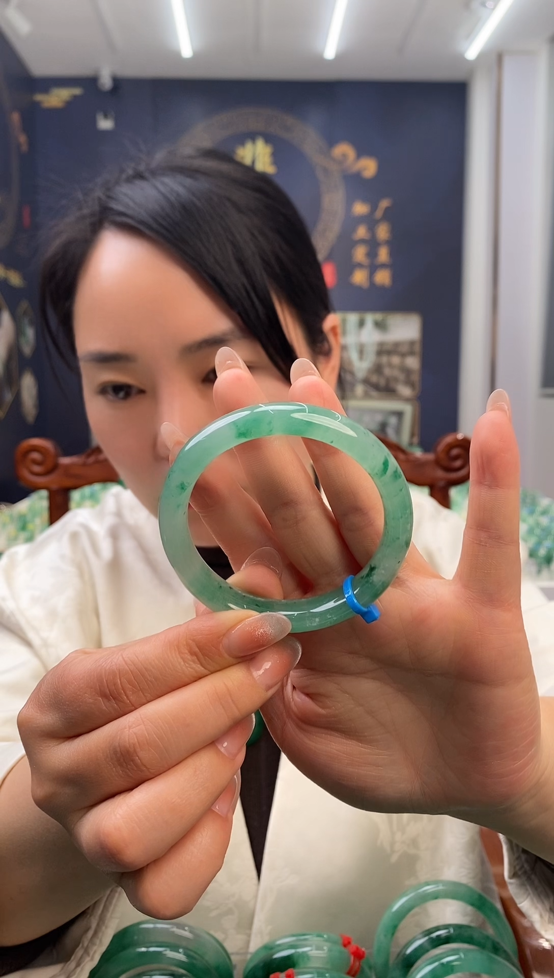 【闪购商品】石英质玉手镯未镶嵌天然非洲翠高冰手镯29