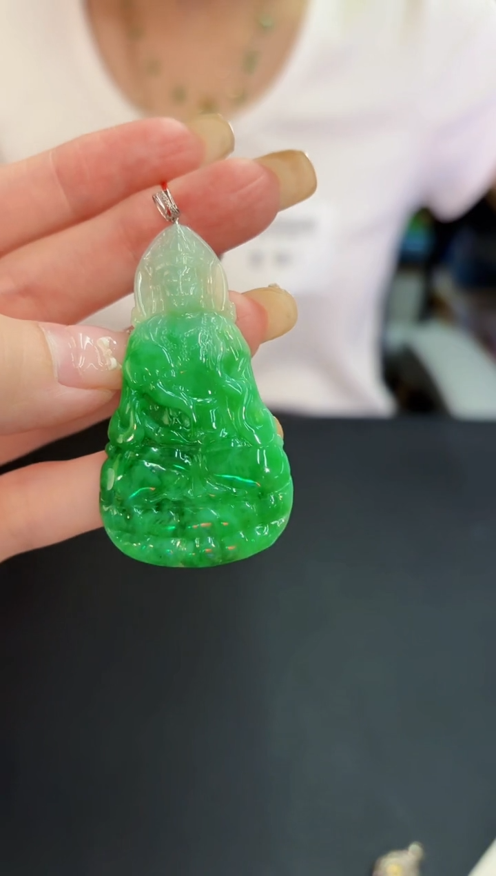 翡翠18K金镶嵌吊坠(不含链) 缅料A货/支持复检/一件